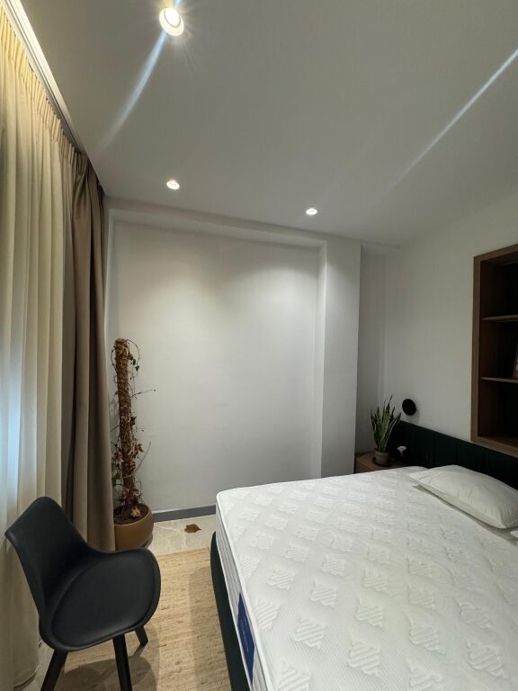 Apartament 1+1 me qera prane Ambasades Amerikane