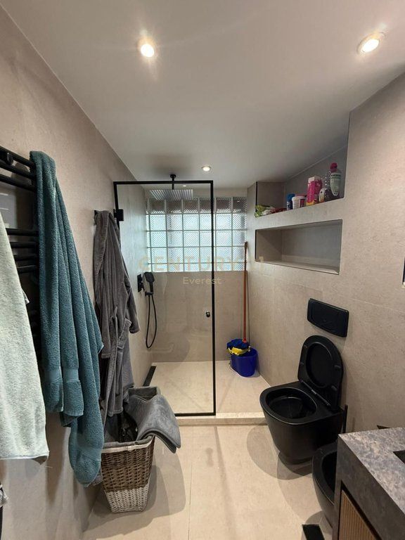 KOPSHTI BOTANIK, APARTAMENT 1+1 + GARDEROBE PER QIRA 800 € /Muaj