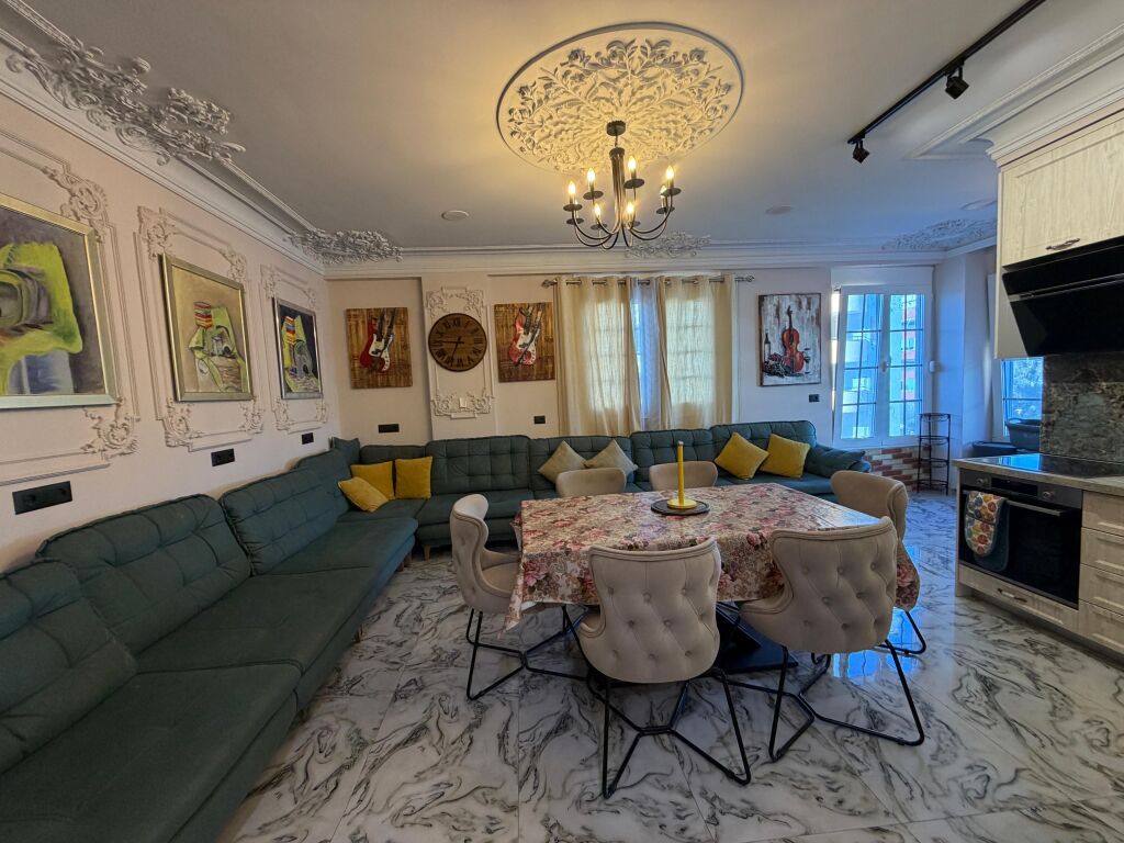 Shitet apartament 1+1 Mali Robit