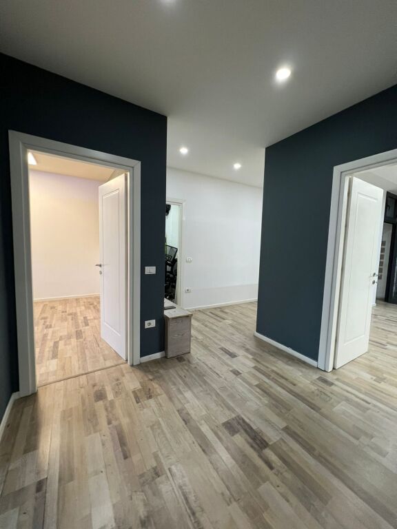 OFFICE FOR RENT 110M2 BLLOK