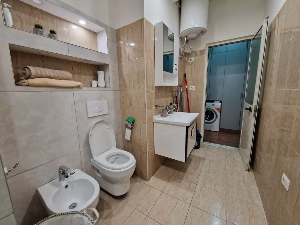 Appartamento In Affitto 1+1 in Centro (ID B210488) Tirana