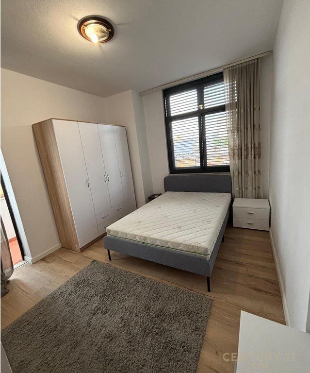 JEPET PER QIRA APARTAMENT 3+1+2 TEK 21 DHJETORI! 1,050 € /