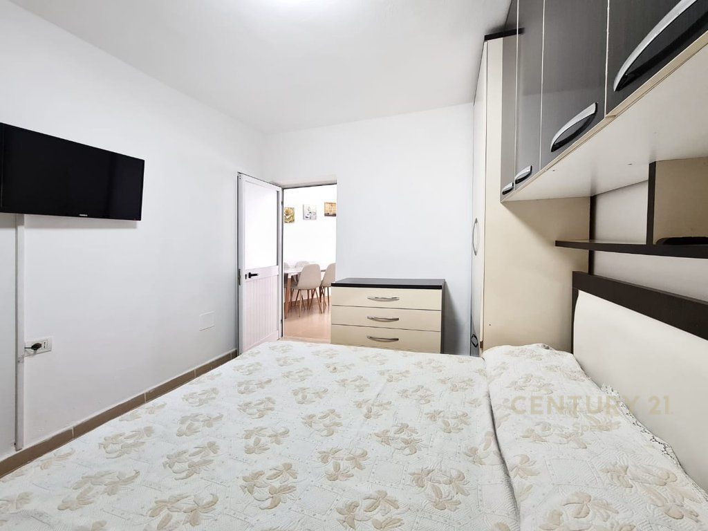 Appartamento 1+1 in affitto al piano villa (primo piano) nella zona del Nuovo Bazaar!