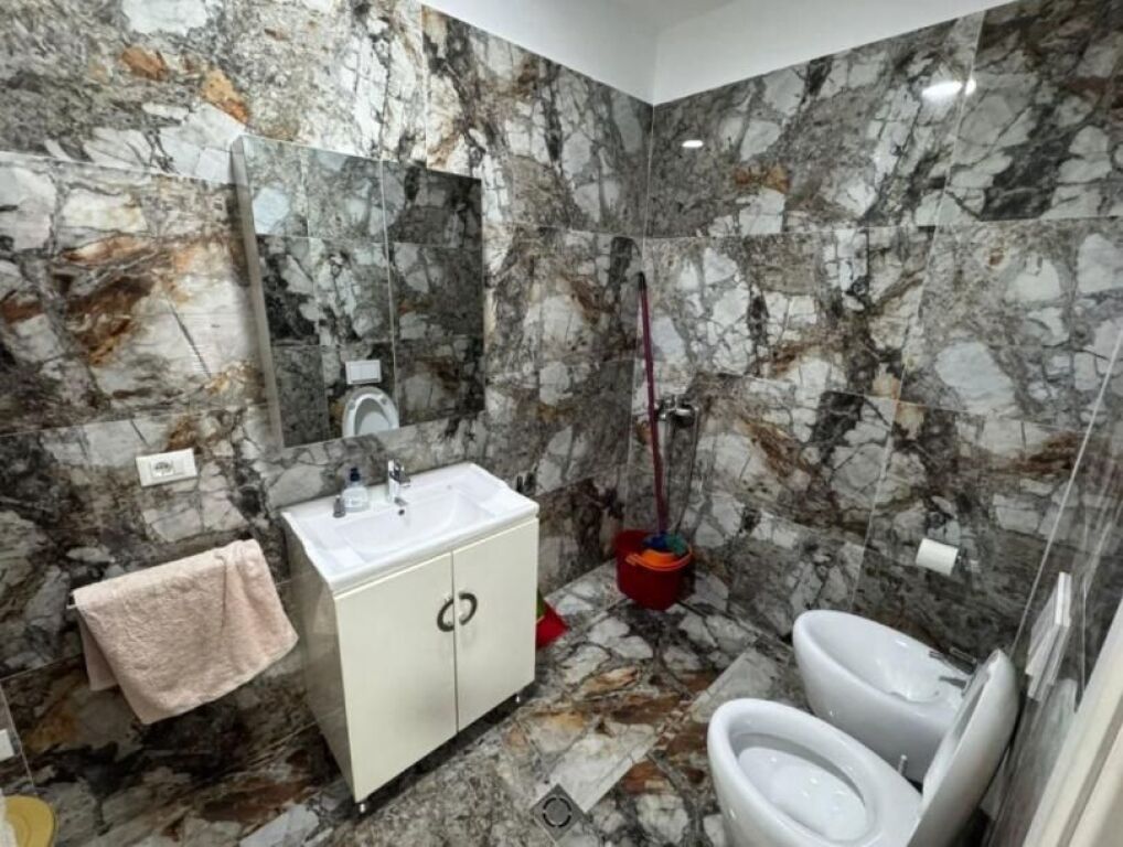 APARTAMENT MODERN ME QIRA NE TEG