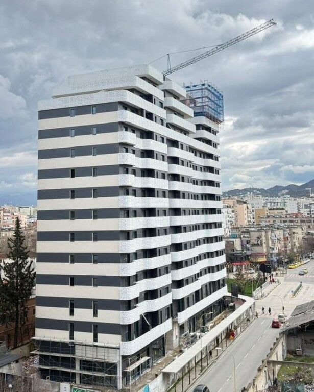 🏢 Corner Residence Shitet apartament 2+1+2