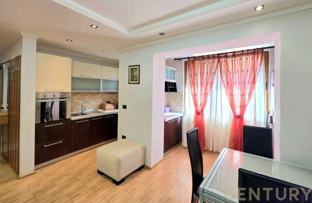 Apartament me qira 1+1 ne Xhamllik
