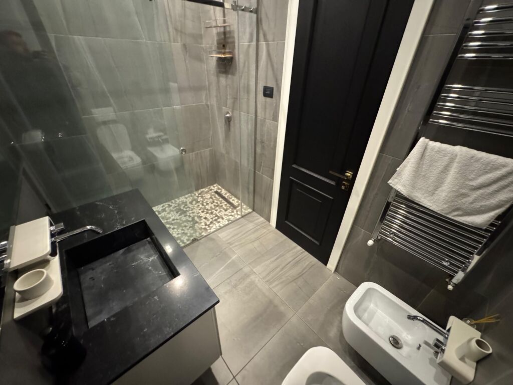 🏡 For rent 2+1+2 + parking 📍 Delijorgji Complex 🏢 5th floor (with elevator)  💶 1400€ (negotiable)