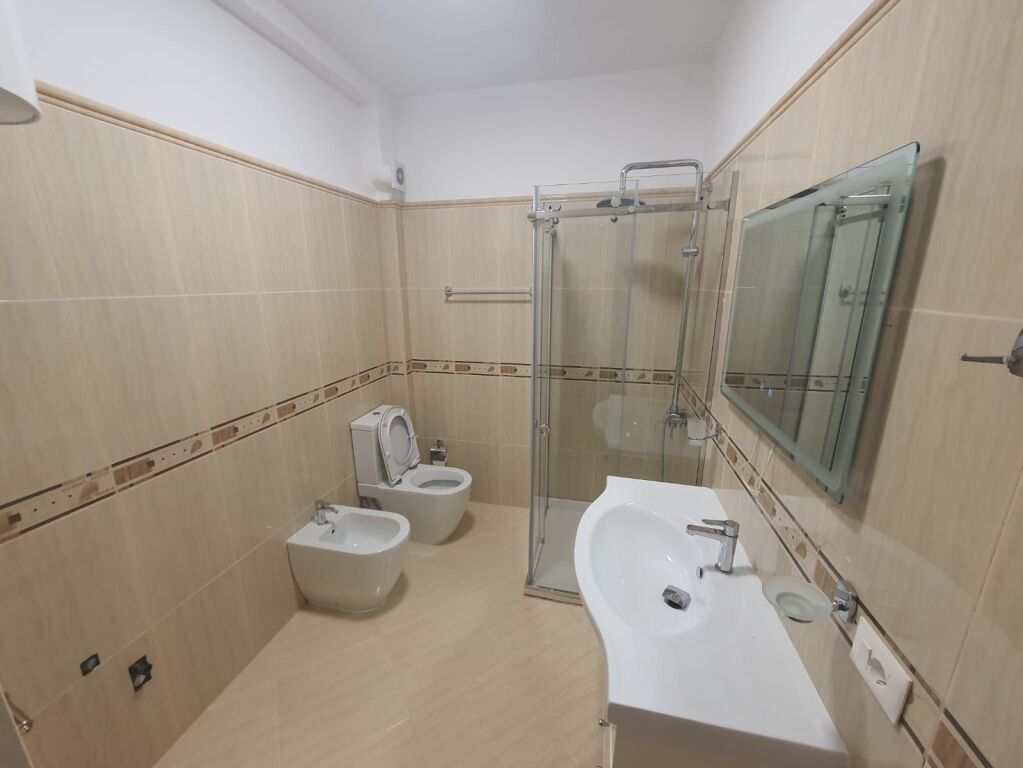 Vicino a Vienna, si affitta un appartamento 4+1