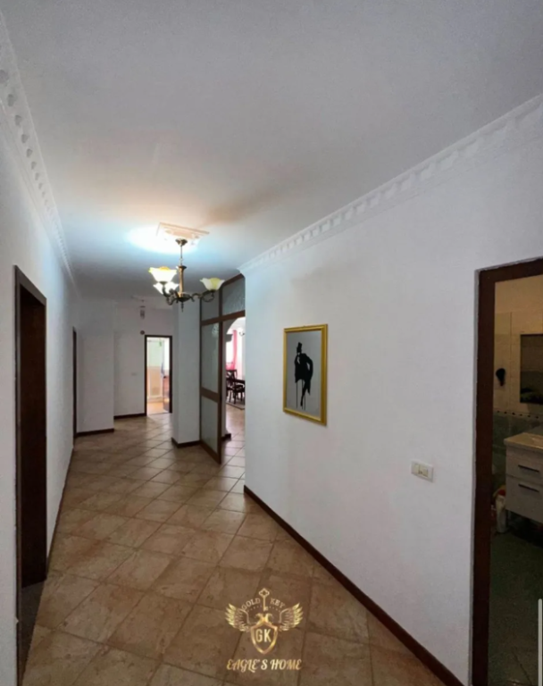 APPARTAMENTO IN VENDITA • 3+1+2 + 2 ALLKONE VOLLGA DURRES