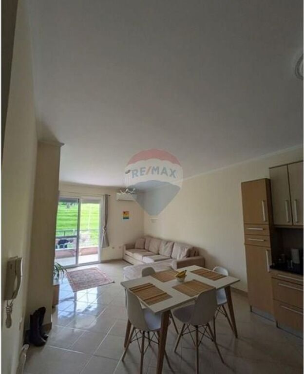 Jepet me qera apartament 1+1 tek Kodra e Diellit