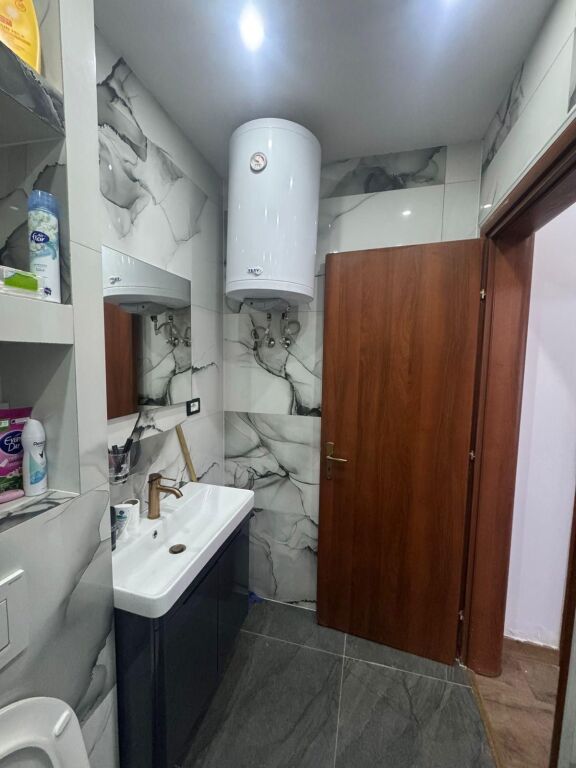 Shitet apartament 2+1 në një nga zonat më të kërkuara të bregdetit, Mali i Robit 🌊