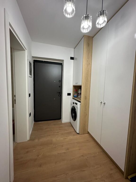 🏡 Shitet Apartament 1+1 – Rruga Irfan Tomini