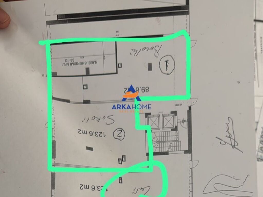 LOCALE IN AFFITTO 248 M2 "COMUNE DI PARIGI" 5000 EURO