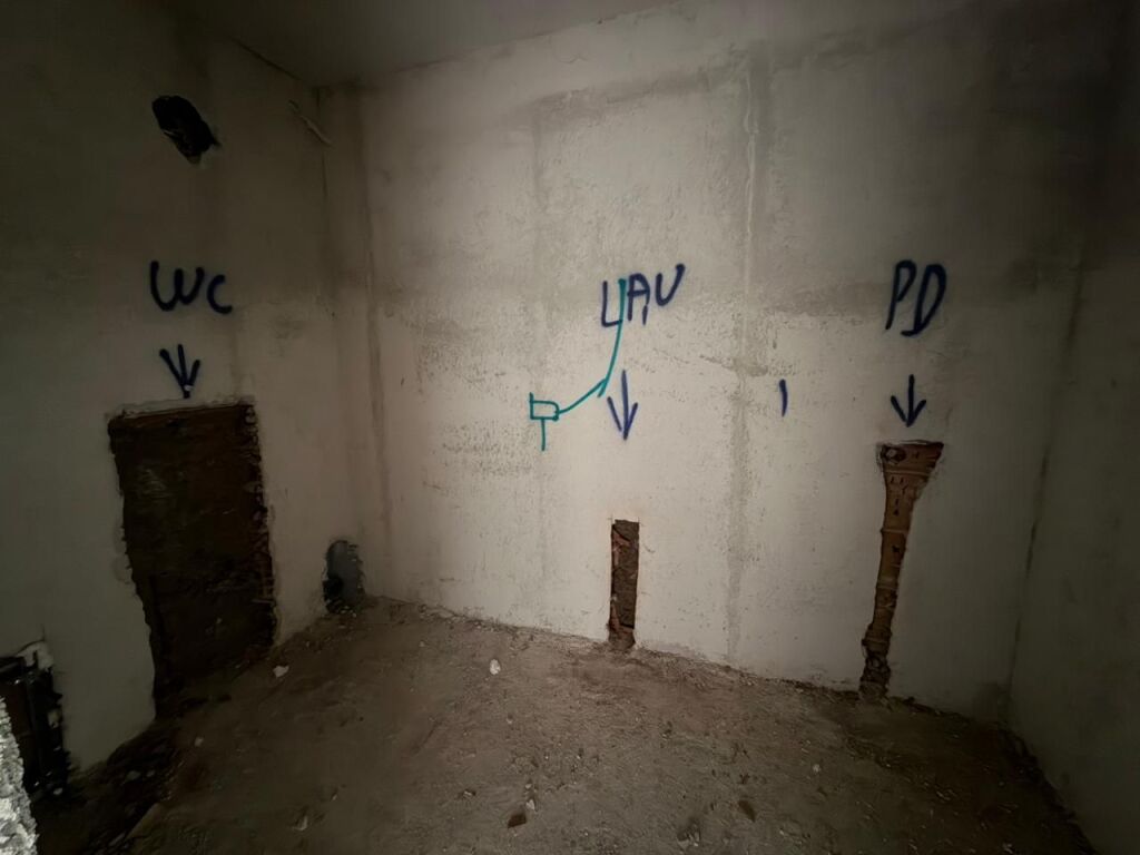 IN VENDITA: 1+1📍Ish Fusha e Aviacionit (Vicino alla Scuola Dhori Leka) - Fase di Intonacatura || 145,000€ - Sup. 94m² - Ideale sia per Investimento che per Abitazione