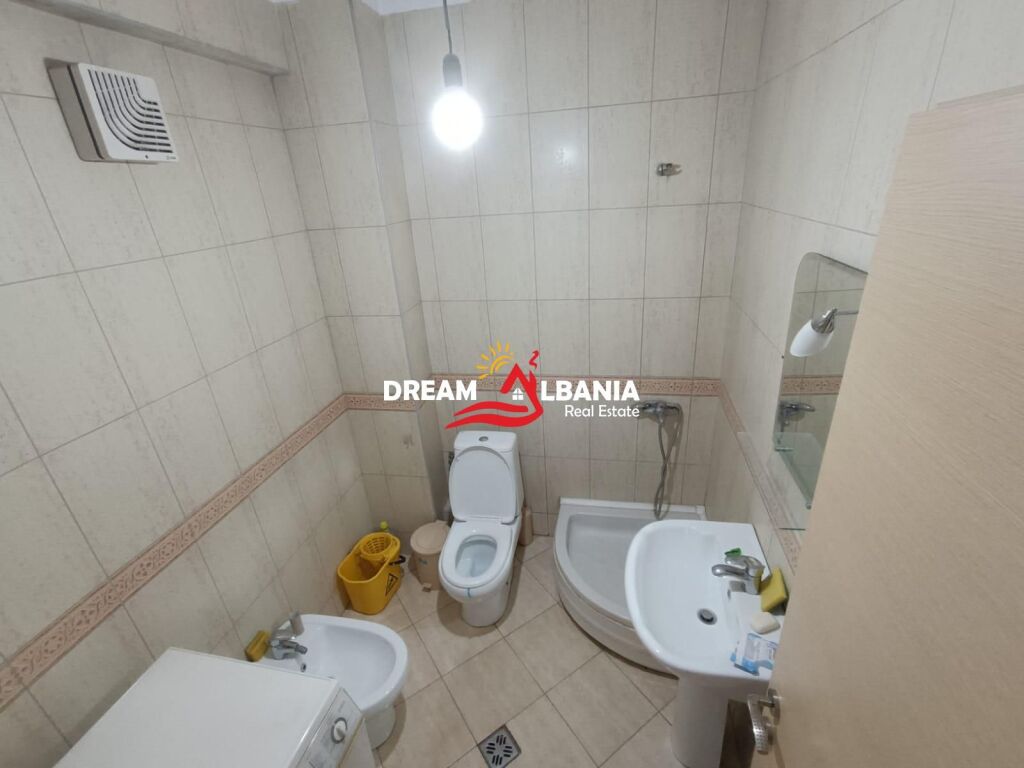 Apartment for rent 1+1 at the Paris Commune in Tirana (ID 42111565)