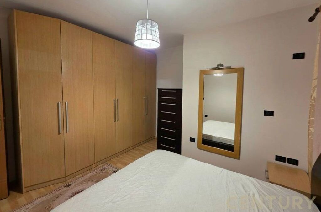 Apartament me qira 1+1 ne Xhamllik
