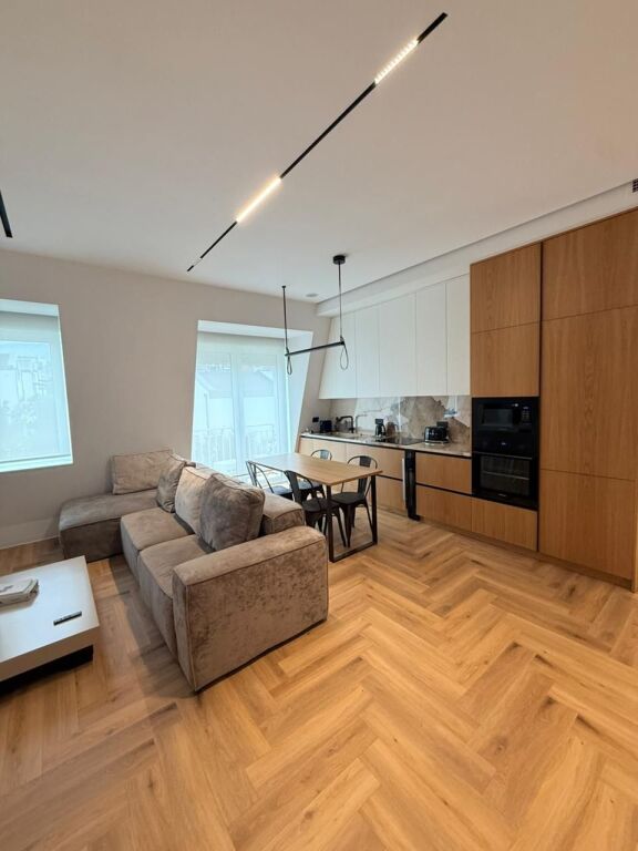 APARTAMENT LUKSOZ 2+1 + PARKIM PER QERA TEK TEG