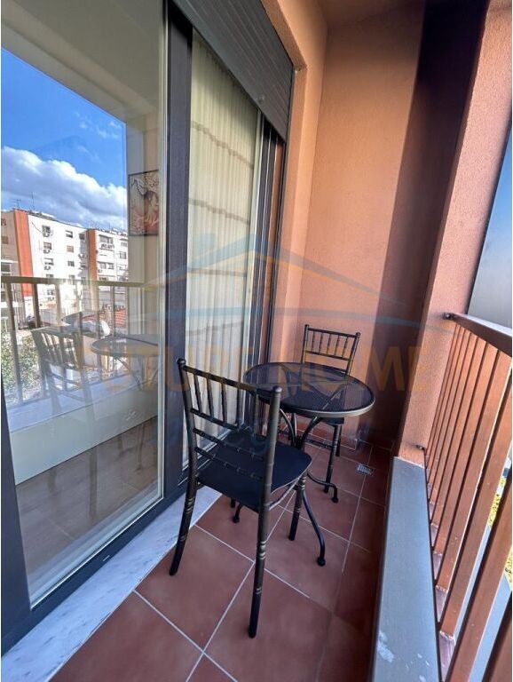 Affitto, Appartamento 2+1+3, Nuovo Mercato, Tirana.