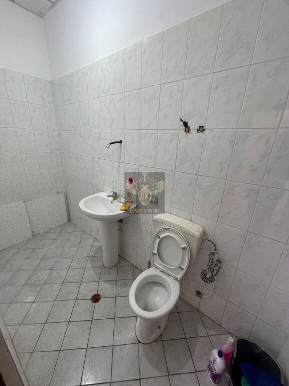 🏡 SHITET AMBIENT BIZNESI VOLLGA DURRES