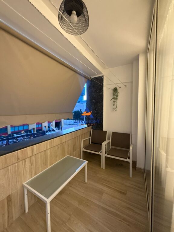 VENDESI DUPLEX 2+1+BALCONE "PIAZZA SKENDERBEJ" 550.000 EURO