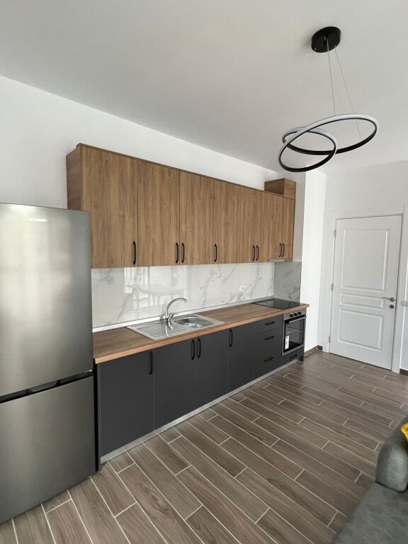 Apartament 1+1 me qera tek Kompleksi Asl tek Pediatria