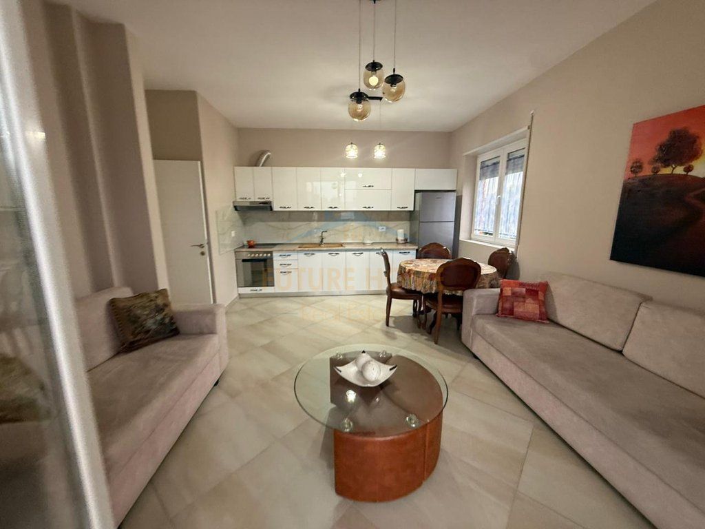 Qera, Apartament 2+1+2, Rruga e Dibrës