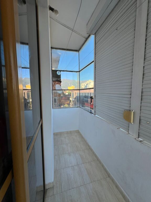 Appartamento 2+1 in affitto vicino a Optika Roma vicino al Bazaar!