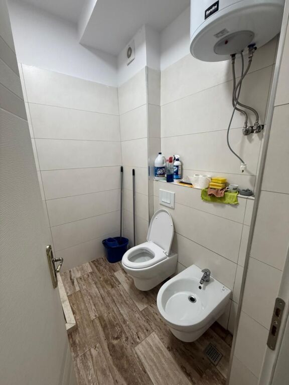 Shitet apartament 1+1 Golem