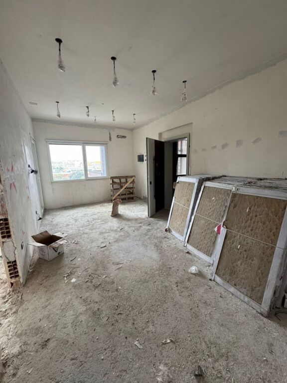 FOR SALE APARTMENT 1+1 KAVAJES STREET
