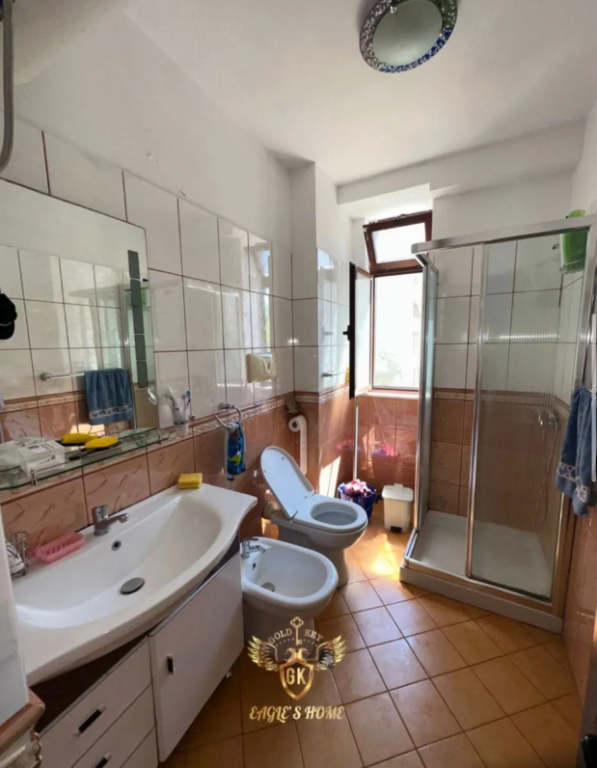 APPARTAMENTO IN VENDITA • 3+1+2 + 2 ALLKONE VOLLGA DURRES