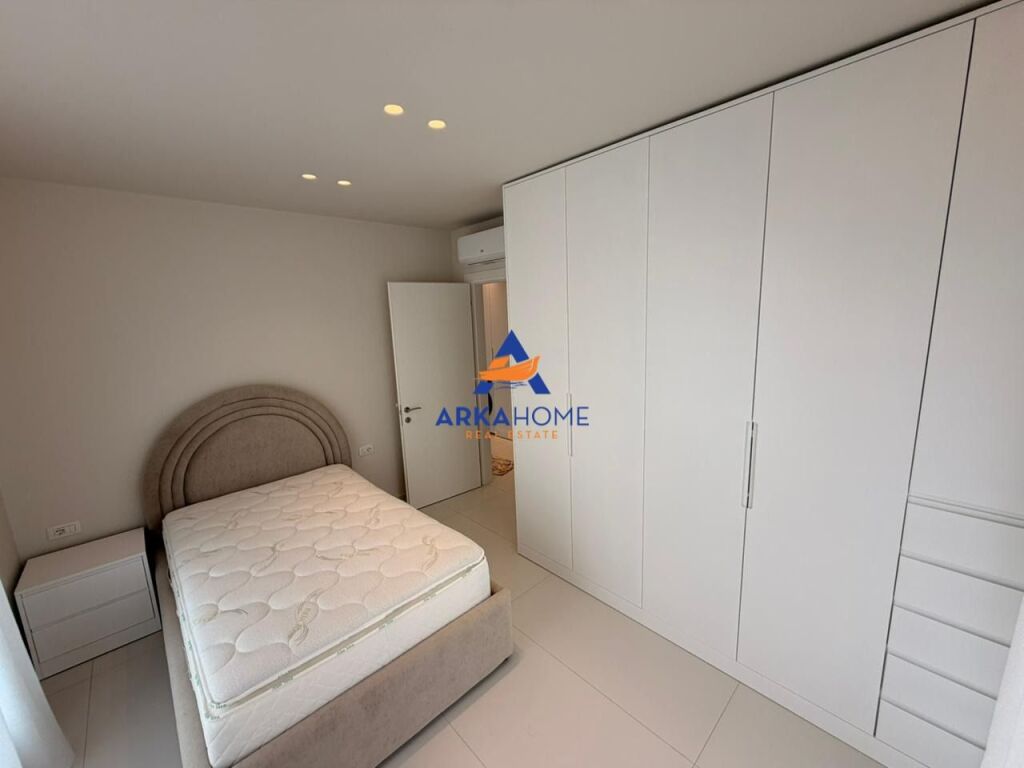 AFFITTASI APPARTAMENTO 2+1 "AL NUOVO BOULEVARD" 75000 LEKE
