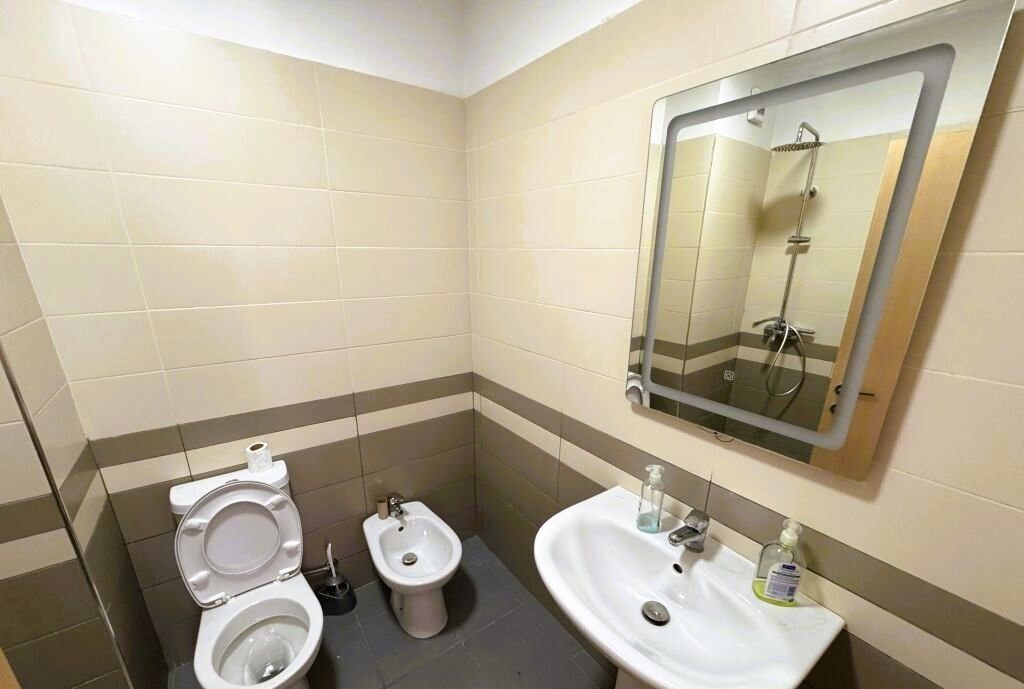APARTAMENT 2+1+2 PER SHITJE TE KOPSHTI BOTANIK !