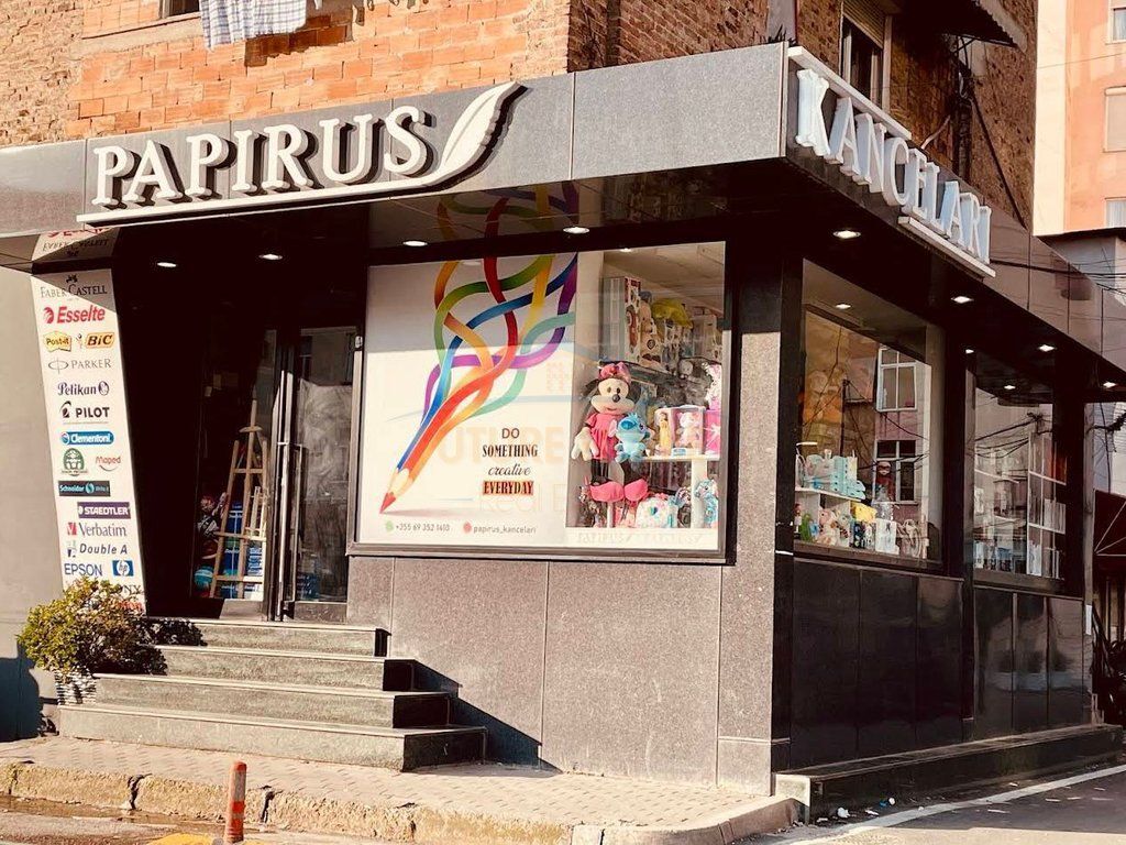 Shitet ambient biznesi Rruga e Elbasanit