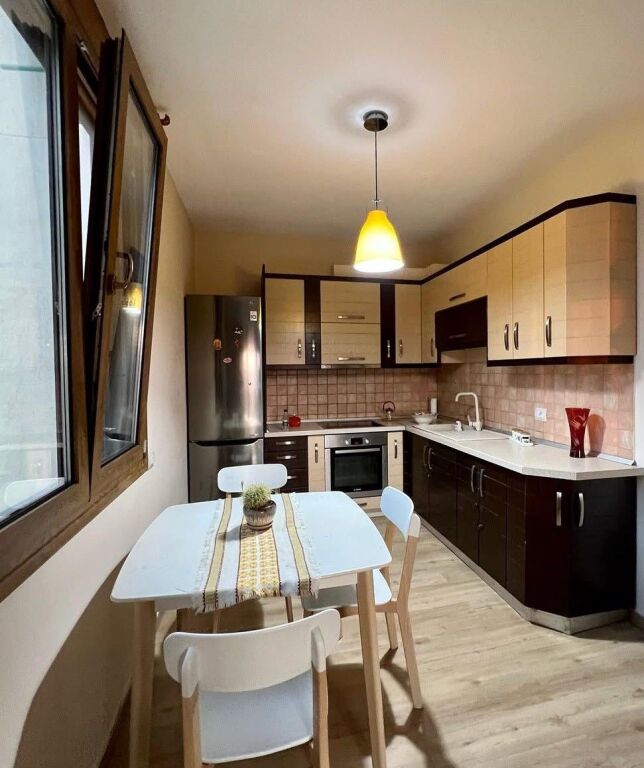 📌 APARTAMENT 1+1 ME QIRA – MYSLYM SHYRI