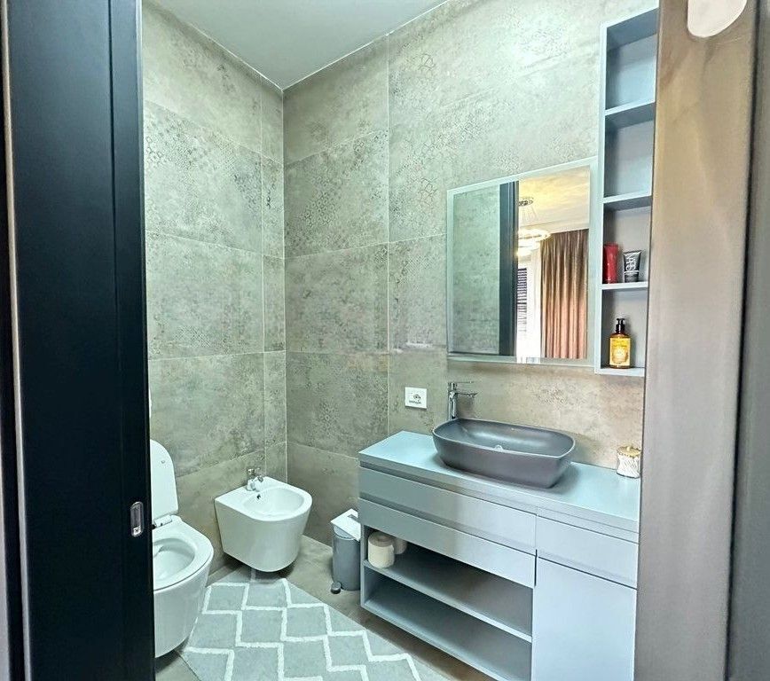 Apartament 2+1 me qira – pranë TEG