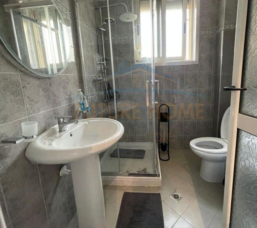 Affitto, Appartamento 1+1, Via Mine Peza, Tirana.