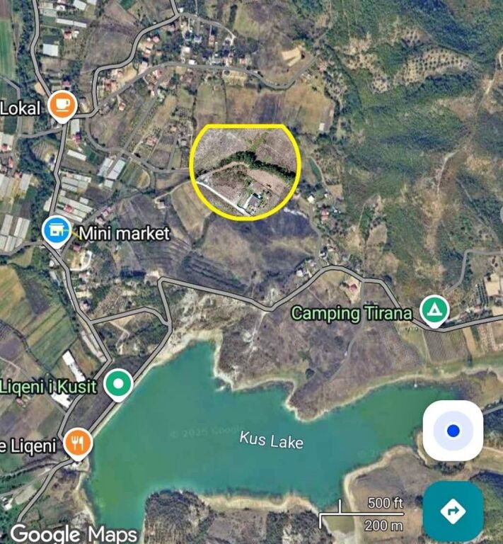 Shitet Toke 1000 m2 ne Kashar prane liqenit te Kusit.