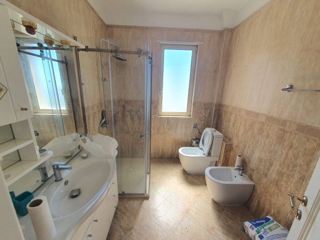 Vicino a Vienna, si affitta un appartamento 4+1