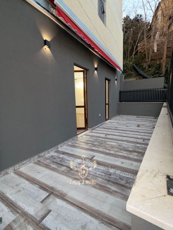 SHITET Super APARTAMENT • 2+1+2 + VERANDE GJYKATA DURRES