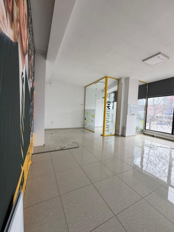 Apartment 1+1 for sale – Kamëz, near Bar Oslo