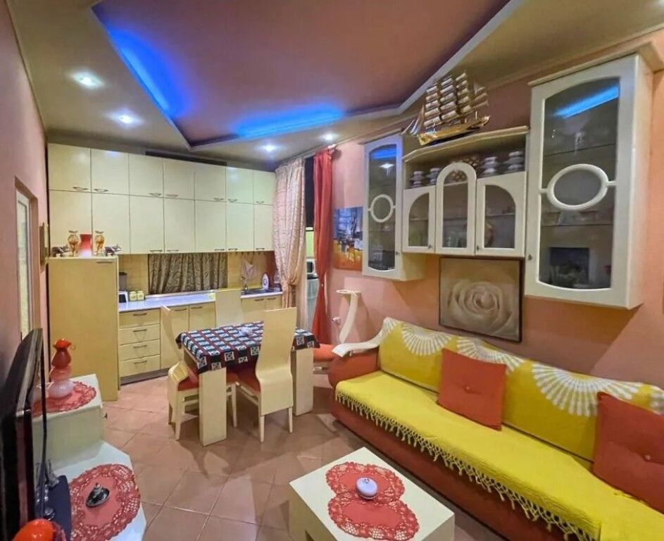 🏡 Appartamento 1+1 in Affitto – Ex Blocco (vicino a Caffè Roma)