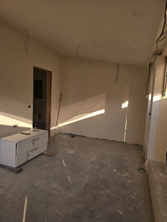 SHITET DUPLEX + VERANDE + POST PARKIMI - KODRA E DIELLIT, TIRANE