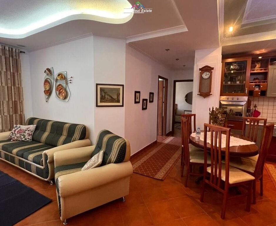 Apartament Me Qera 2+1 tek 21 Dhjetori (ID B2201188) Tirane​