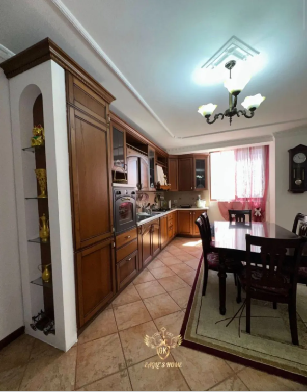 APPARTAMENTO IN VENDITA • 3+1+2 + 2 ALLKONE VOLLGA DURRES