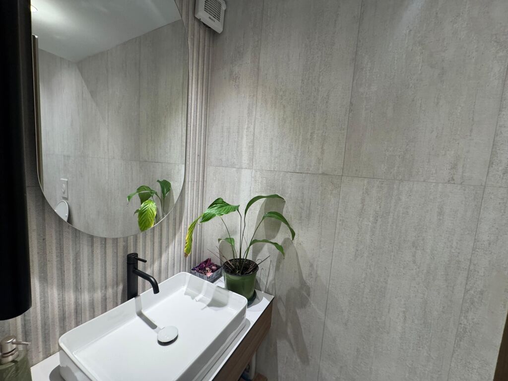 Apartament 1+1 me qera prane Ambasades Amerikane