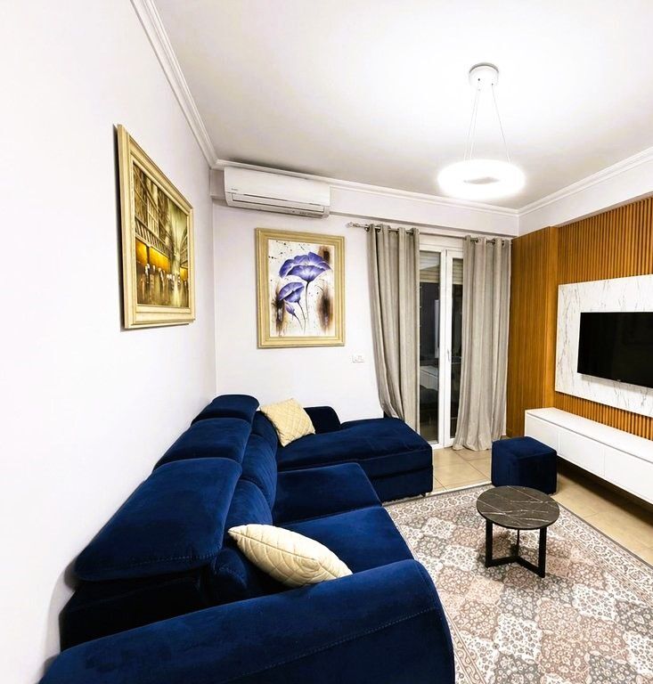 Shitet apartament 1+1 në zonën e Astirit!