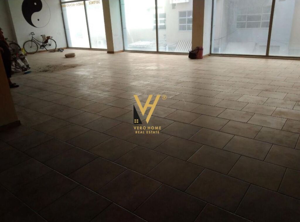 BUSINESS PREMISES 150 M2 FOR RENT IN ASTIR 70,000 LEKE