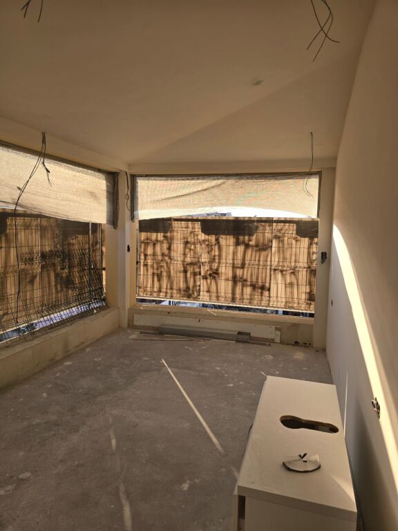 SHITET DUPLEX + VERANDE + POST PARKIMI - KODRA E DIELLIT, TIRANE