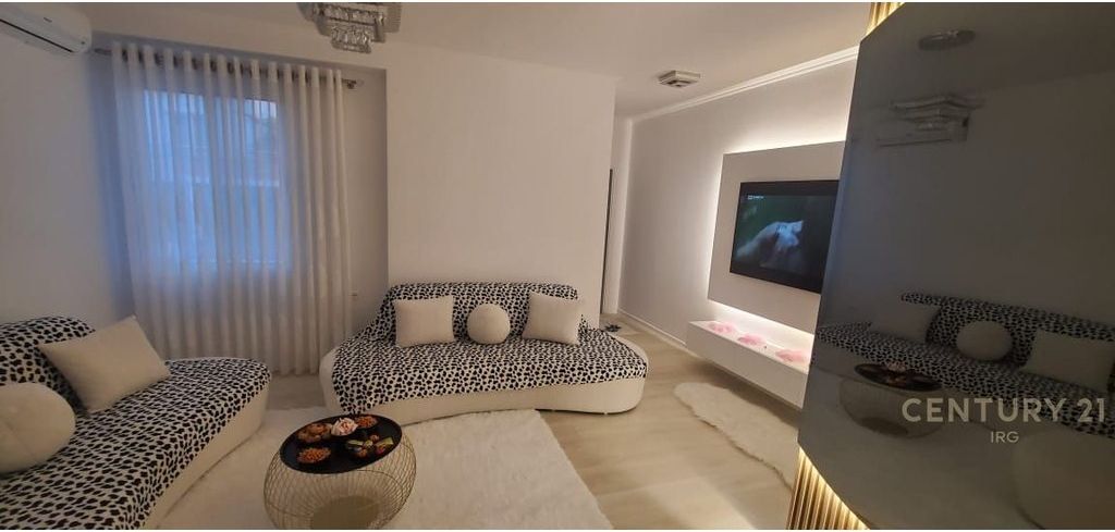 SHITET APARTAMENT 1+1 TE REZIDENCA "TRIPOD" !!
