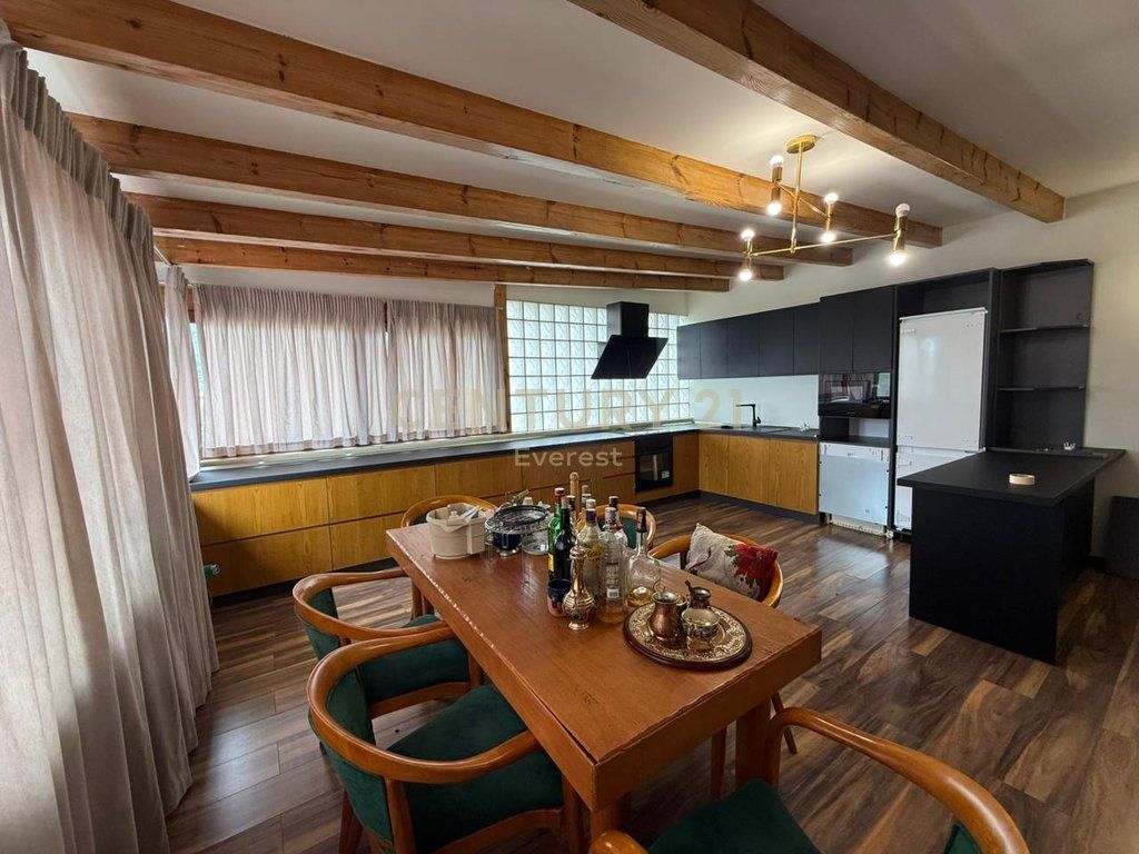 KOPSHTI BOTANIK, APARTAMENT 1+1 + GARDEROBE PER QIRA 800 € /Muaj
